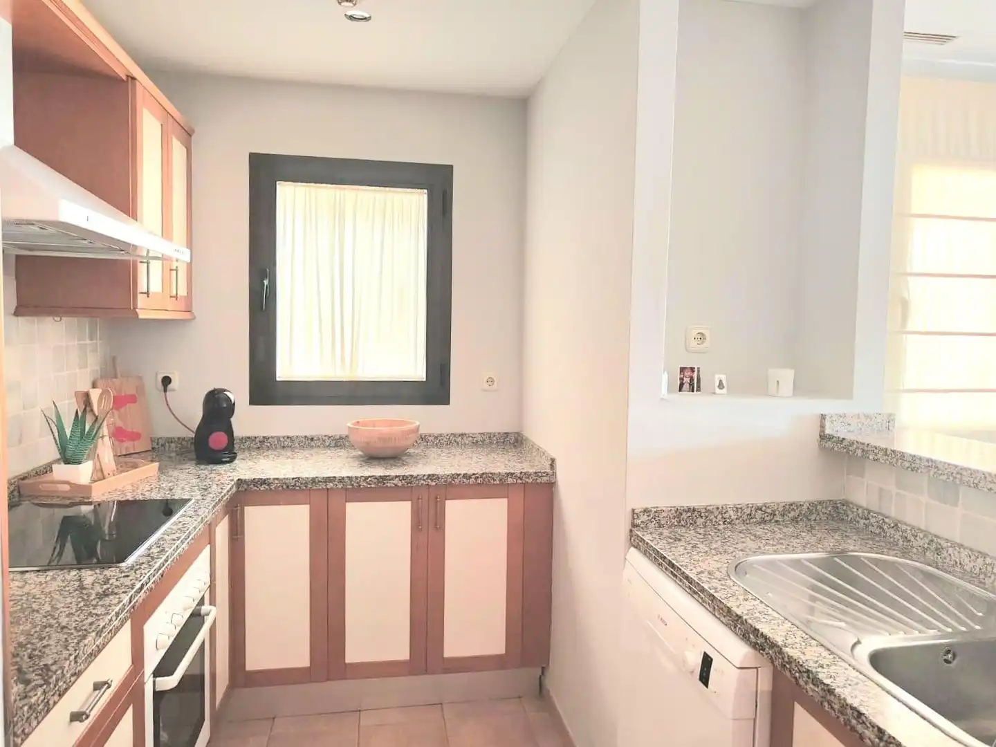 Cocina de Apartamento en venta en Marbella con Calefacción, Jardín privado y Terraza