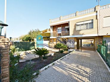 Duplex con balcone in vendita a Pedanías Oeste