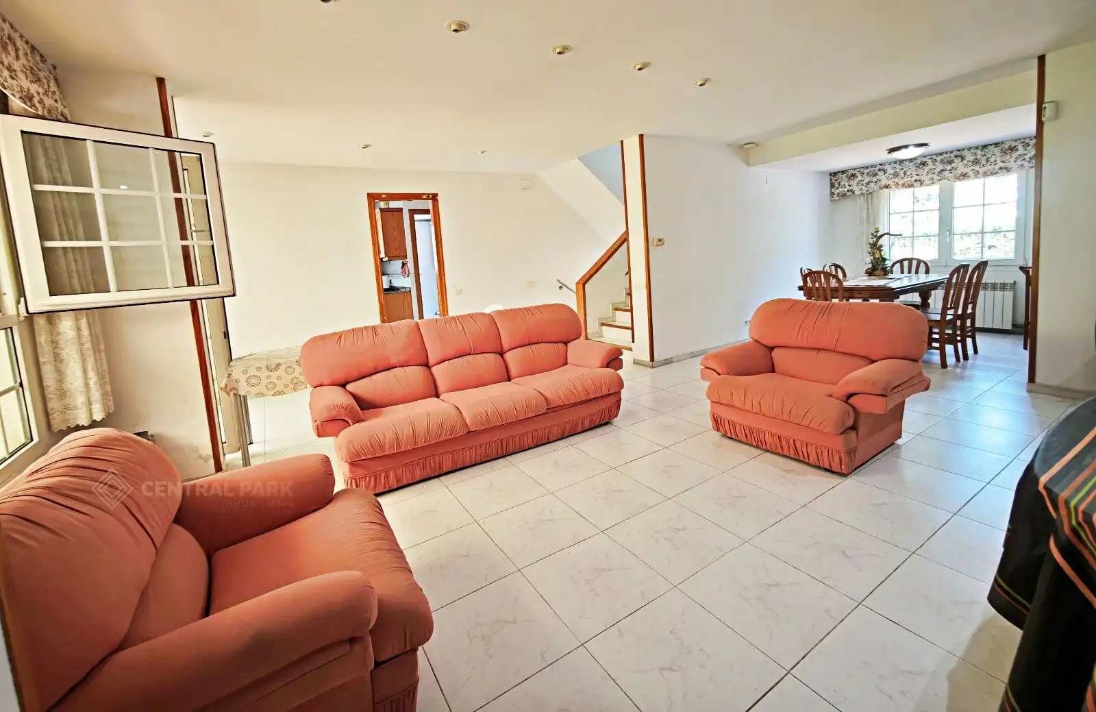 Sala d'estar de Casa o xalet en venda en Tarragona amb Calefacció, Jardí privat i Terrassa