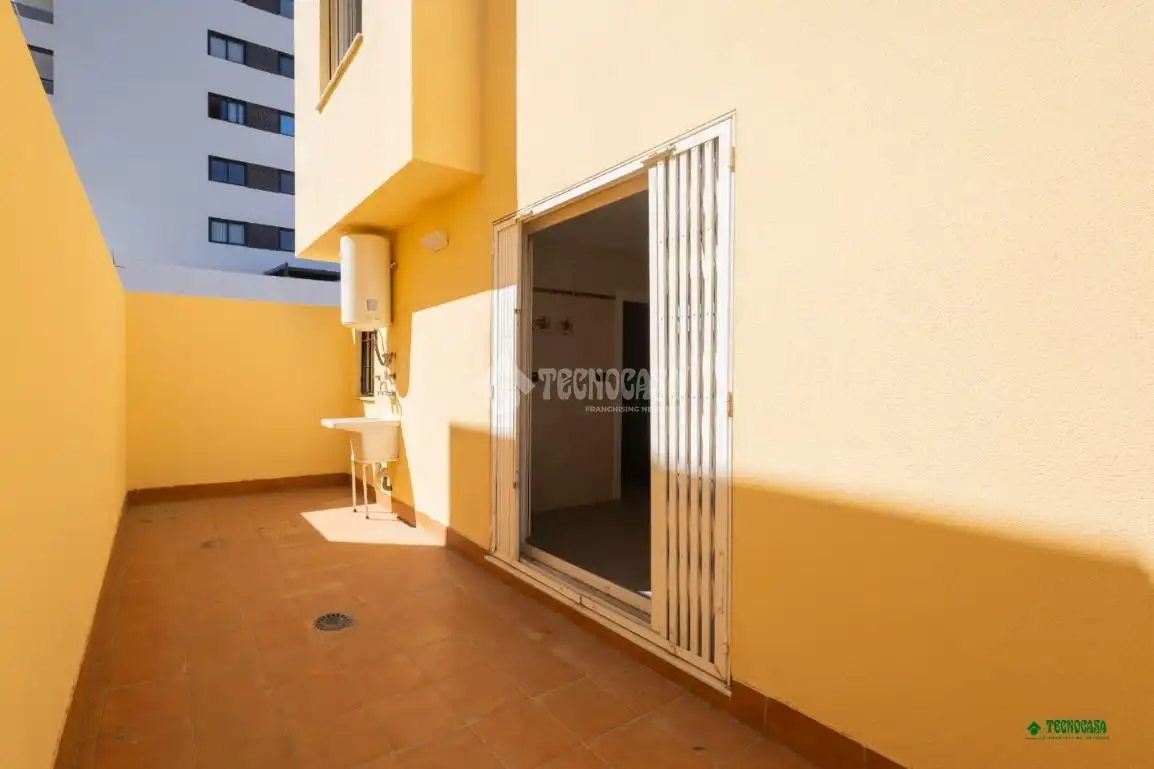 Terrassa de Casa adosada en venda en Almería