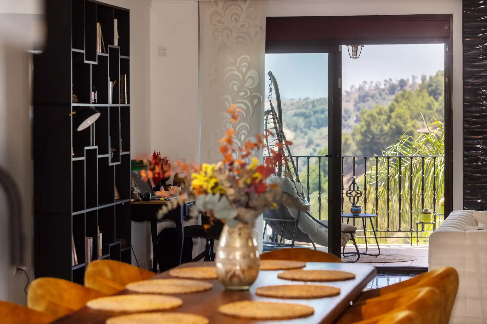 Esszimmer von Haus oder Chalet zum Verkauf in Málaga mit Klimaanlage, Heizung und Privatgarten