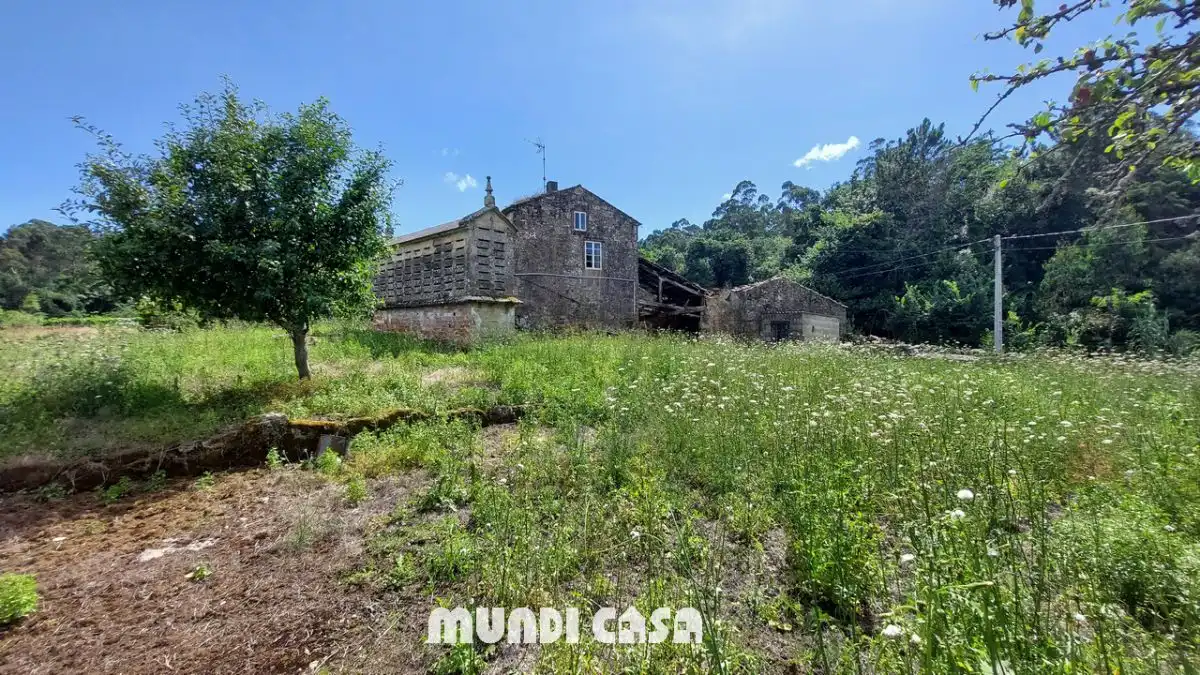 Houses for sale in Boiro