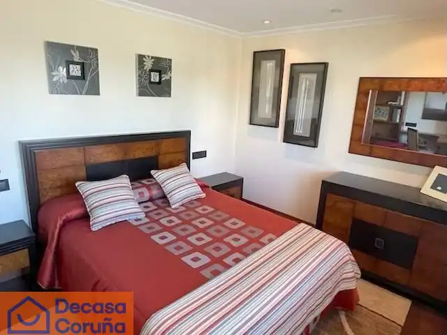 Dormitori de Casa o xalet en venda en Madrid amb Jardí privat, Terrassa i Traster