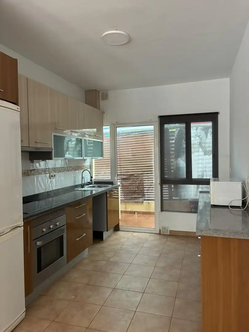 Maison mitoyenne avec piscine à louer à Pedanías Este, imagen 6