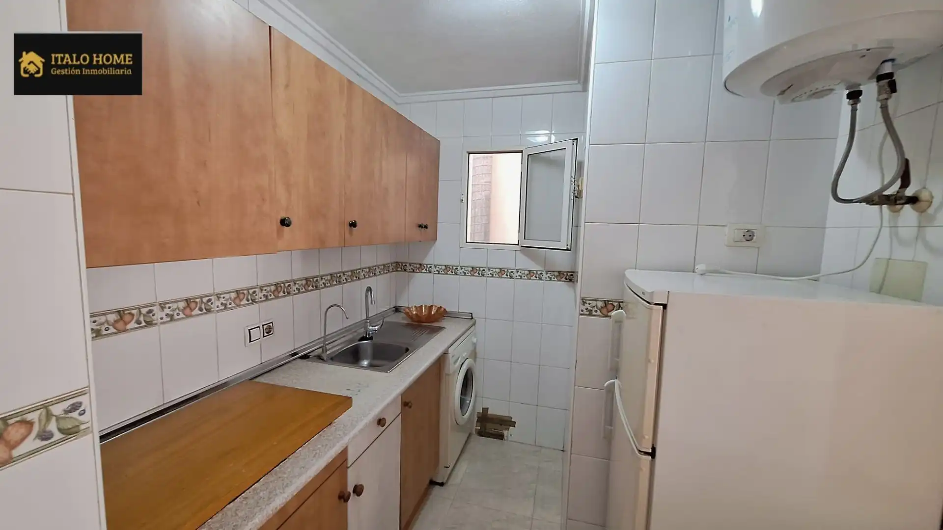 Cocina de Piso en venta en Torrevieja con Piscina comunitaria