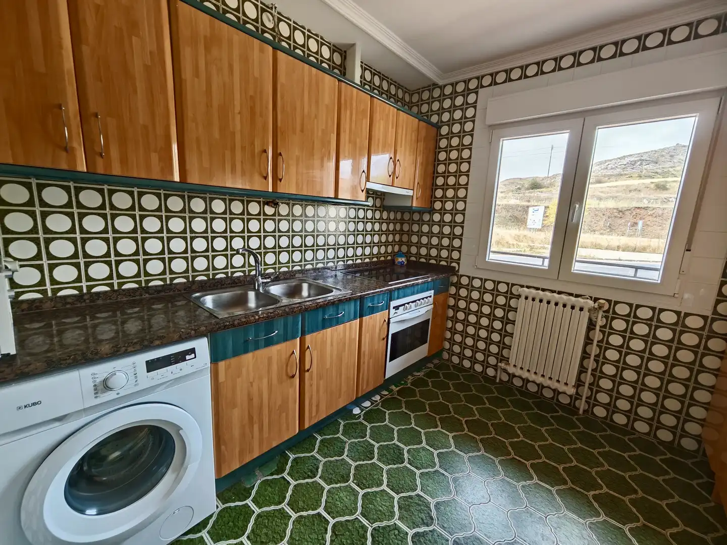 Kitchen of Houses for sale in Alar del Rey  with Heating, Terrace and Storage room
