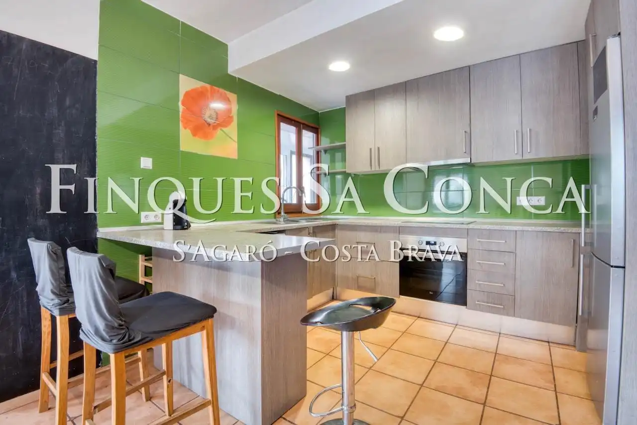 Cocina de Casa adosada en venta en Sant Feliu de Guíxols con Calefacción