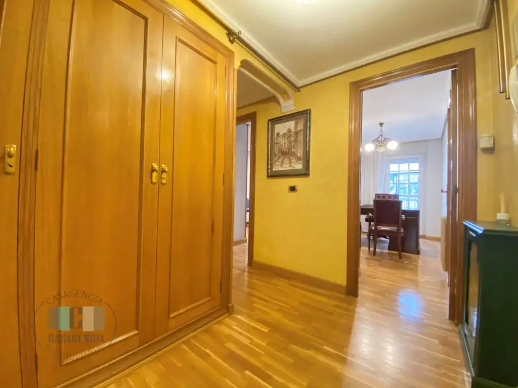 Duplexes for sale in Calle Poeta Verdaguer, Hospital - Plaza del Real
