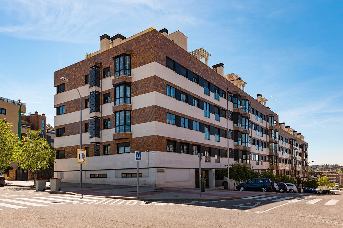Exterior view of Garage for sale in  Madrid Capital