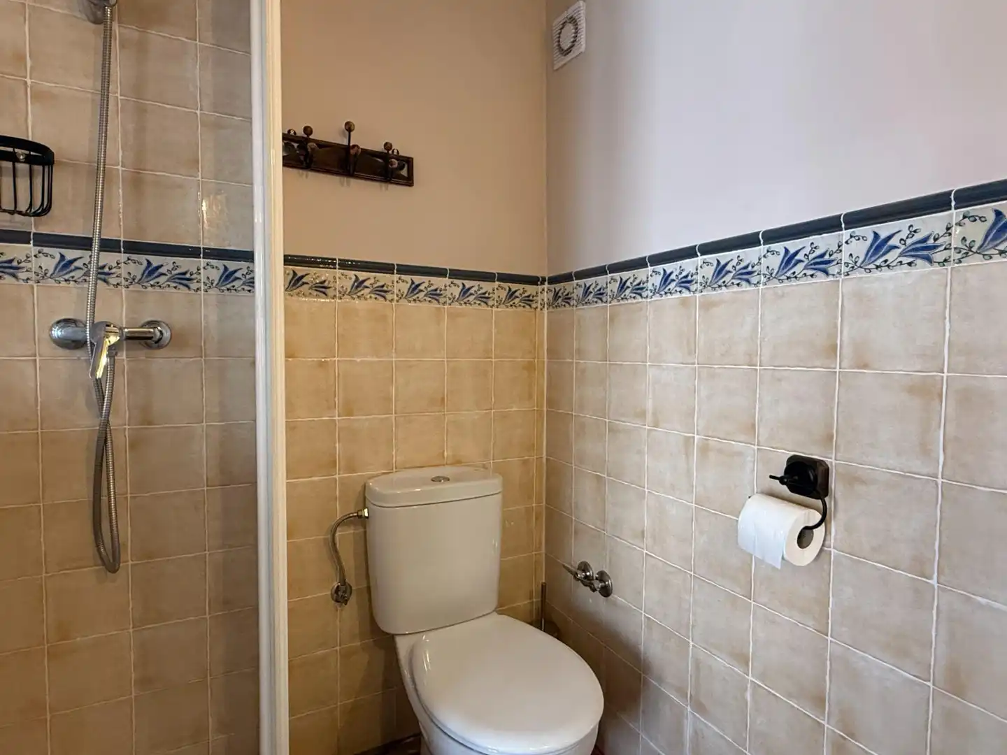 Baño de Finca rústica en venta en Auñón con Terraza, Amueblado y Balcón