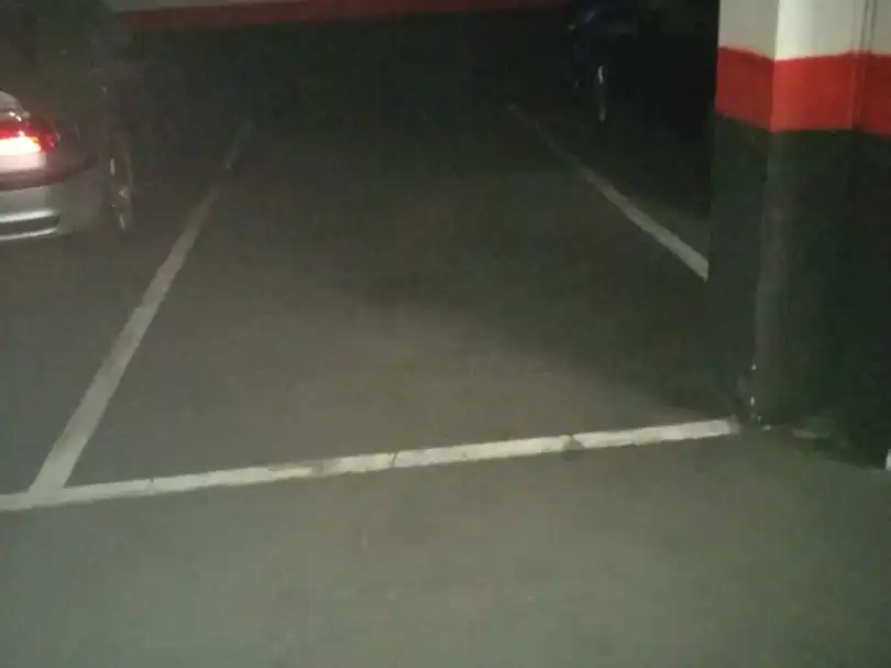 Parkplatz von Garage zur Miete in Madrid