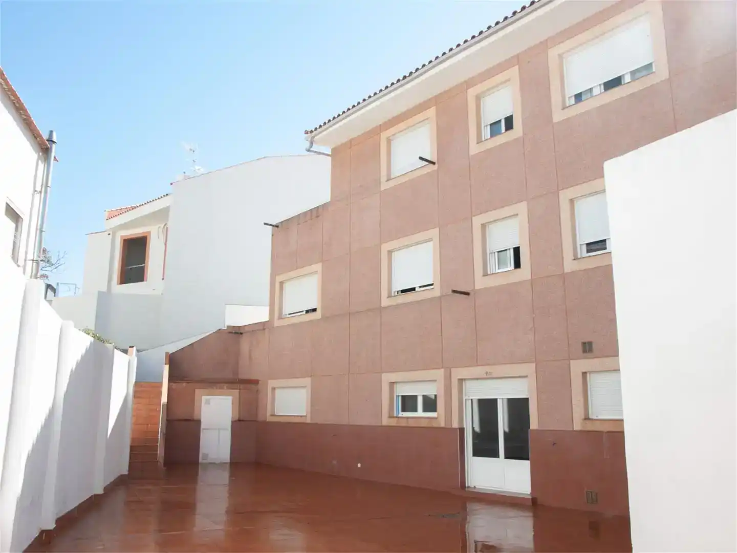 Vista exterior de Piso en venta en Campo Real con Trastero