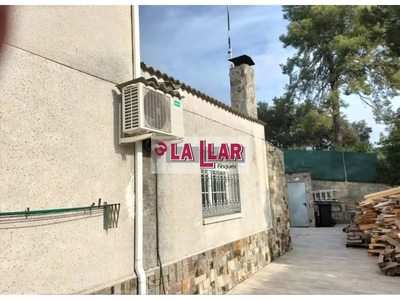 Vista exterior de Casa o chalet en venta en Lliçà d'Amunt con Aire acondicionado, Calefacción y Terraza