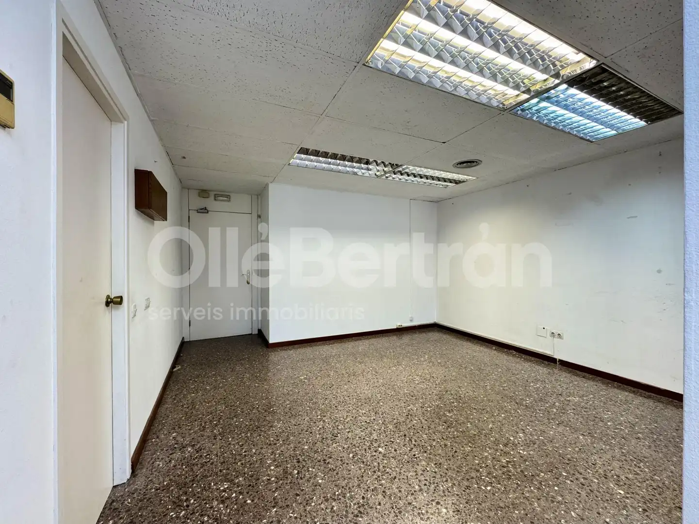 Bureau avec ascenseur à louer à de la Diputació, imagen 18