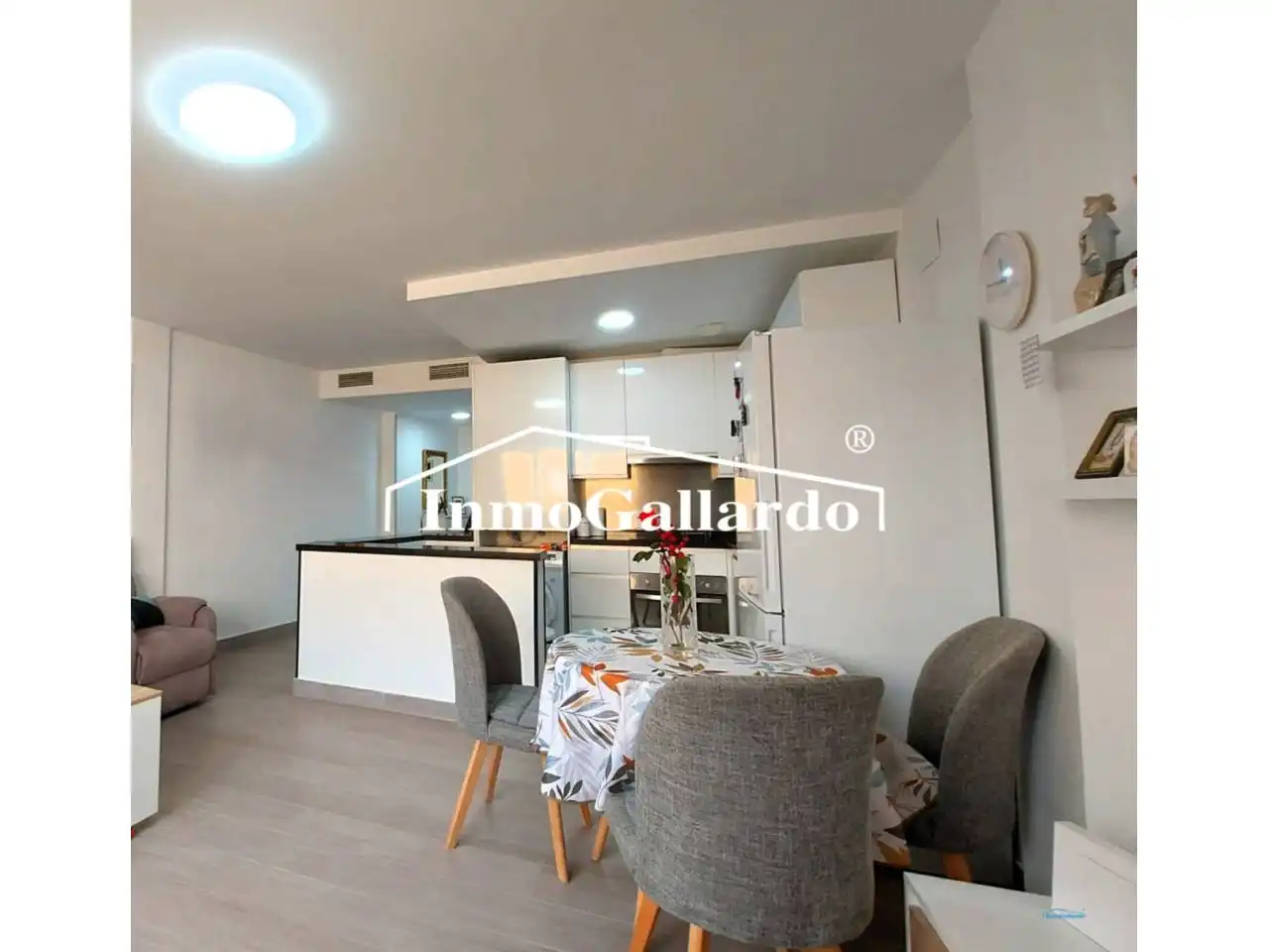 Außenansicht von Wohnung zum Verkauf in Rincón de la Victoria mit Klimaanlage, Heizung und Abstellraum