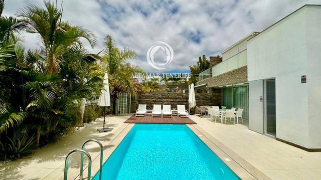 Casa-chalet en Venta en Playa del Duque