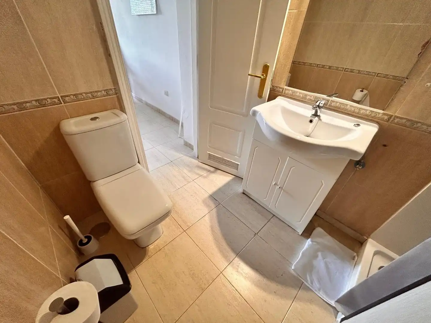 Baño de Piso de alquiler en El Rosario con Terraza y Amueblado