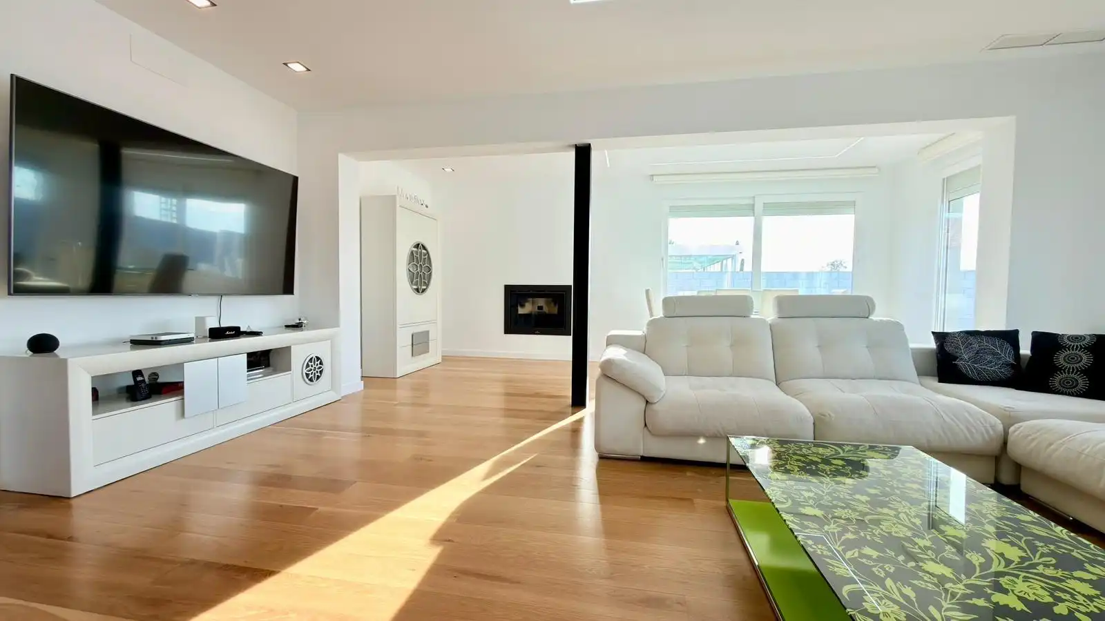 Living room of Houses for sale in El Campello  with Air Conditioner, Terrace and Swimming Pool