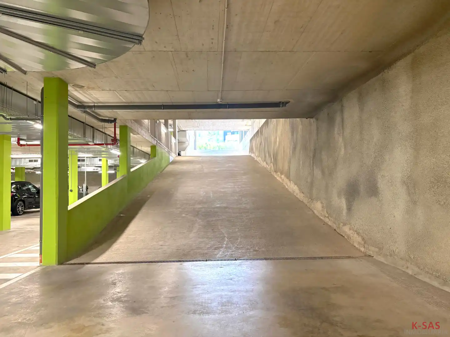 Parkplatz von Wohnung zur Miete in Esplugues de Llobregat mit Klimaanlage, Parkett und Terrasse