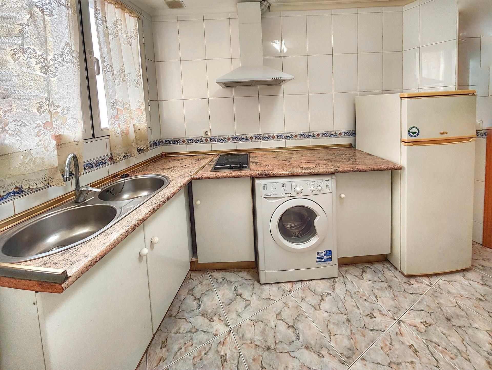 Cuina de Pis en venda en Puertollano amb Calefacció i Moblat