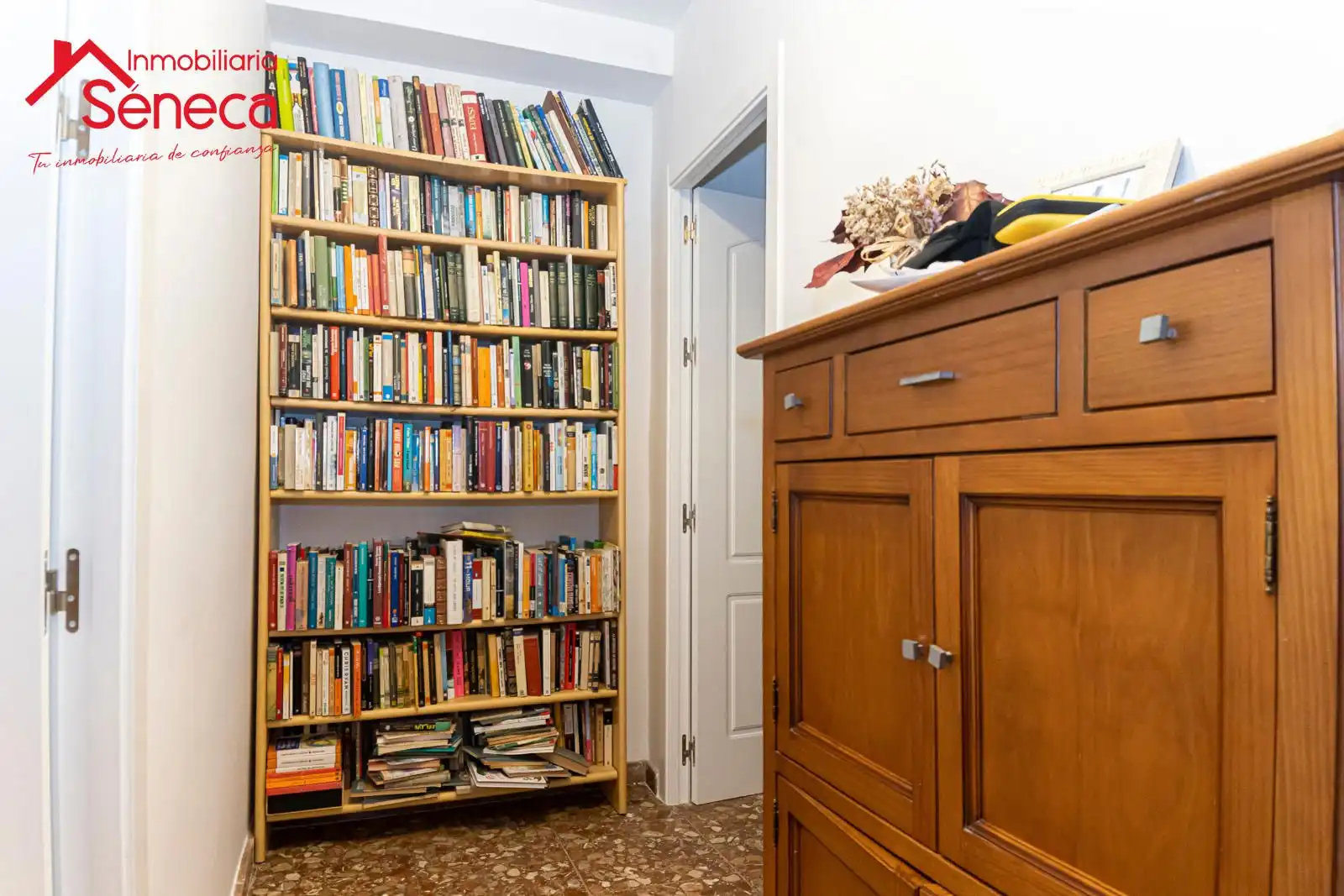Schlafzimmer von Wohnung zum Verkauf in Córdoba mit Klimaanlage, Heizung und Terrasse