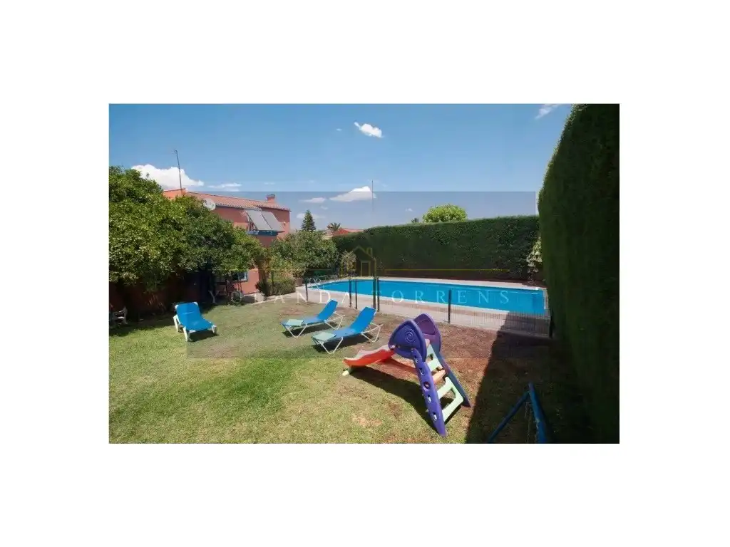 Piscina de Casa o xalet en venda en Alcalá de Guadaira