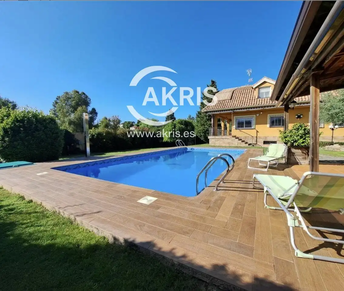 Chalet en venta en Cedro