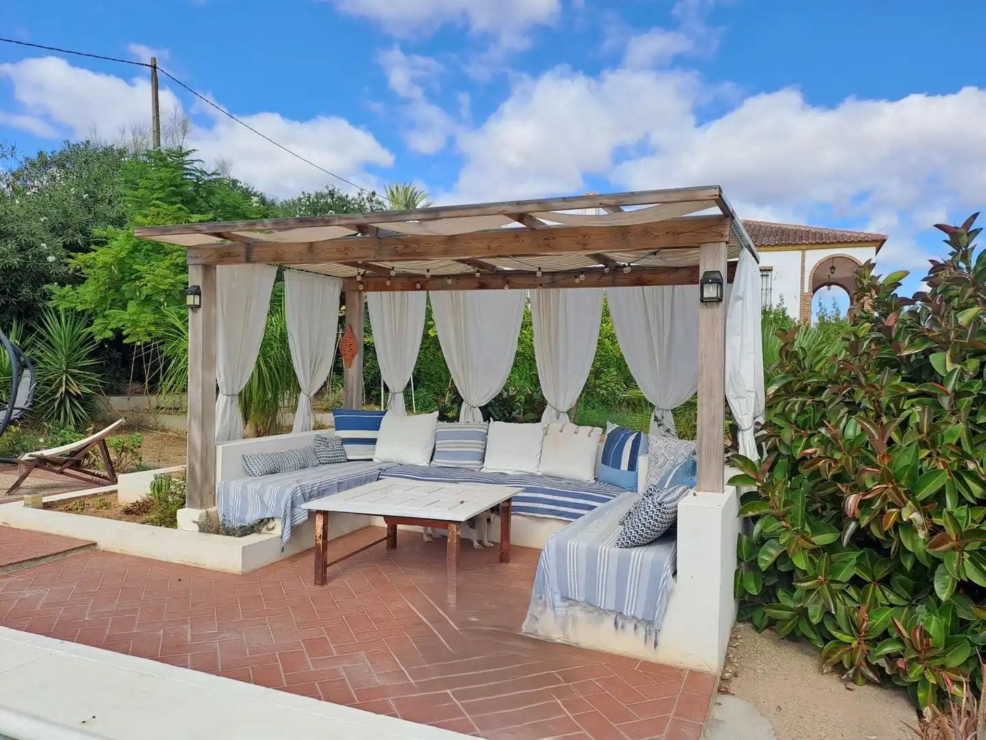 Terrassa de Casa o xalet en venda en Cantillana amb Aire condicionat, Calefacció i Jardí privat