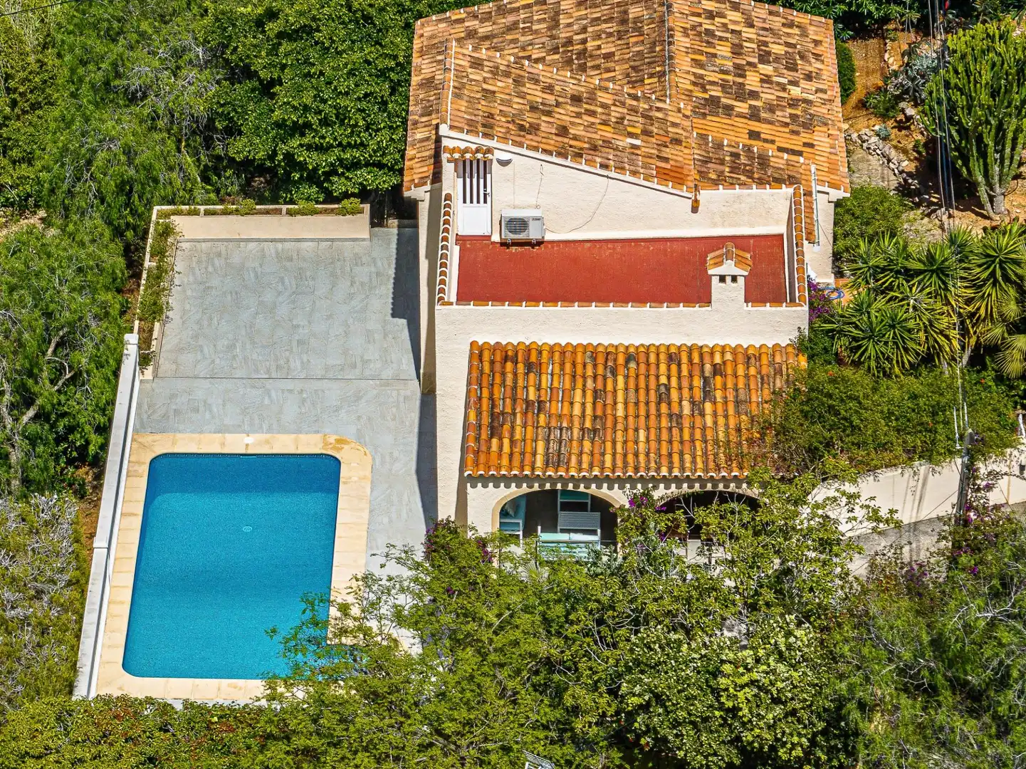 Houses for sale in Calle TRENCALL, La Granadella - Costa Nova