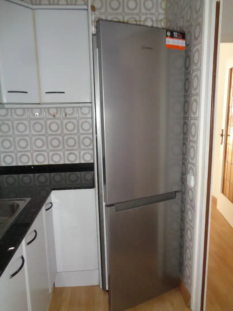 Cocina de Piso de alquiler en Barcelona con Lavadora y Balcón