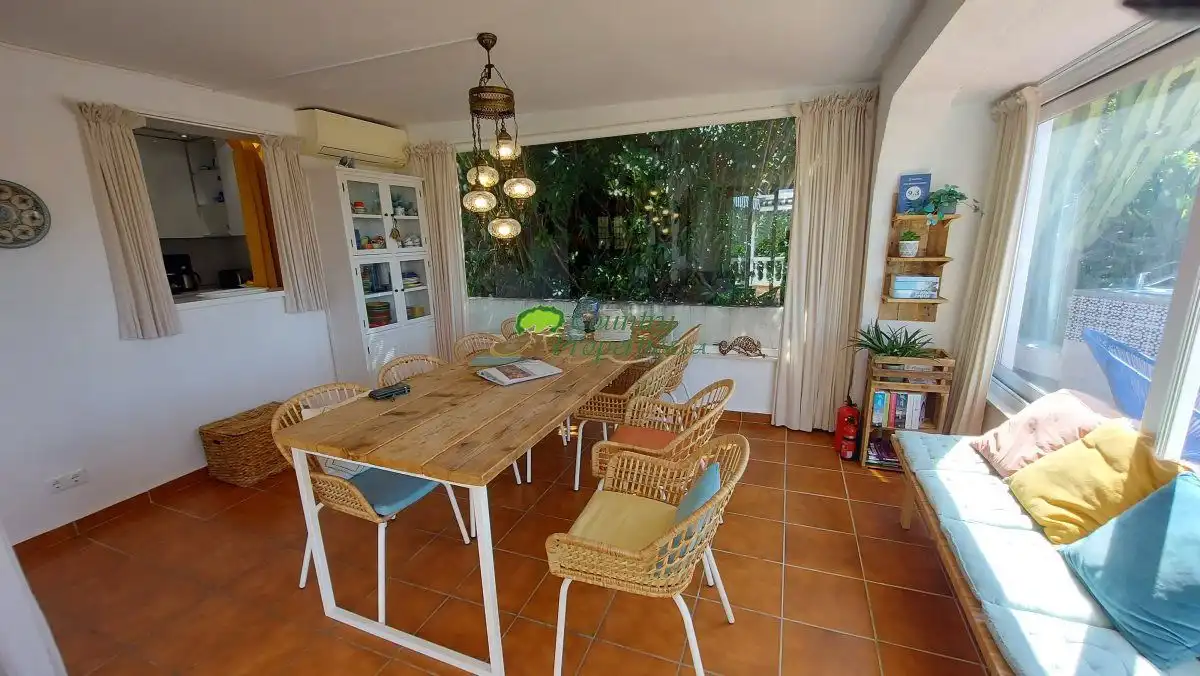 Comedor de Finca rústica en venta en Torrox con Aire acondicionado, Calefacción y Jardín privado