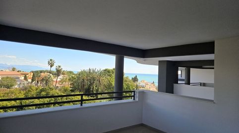 Foto 2 de Apartament en venda a Montemar, Torremolinos