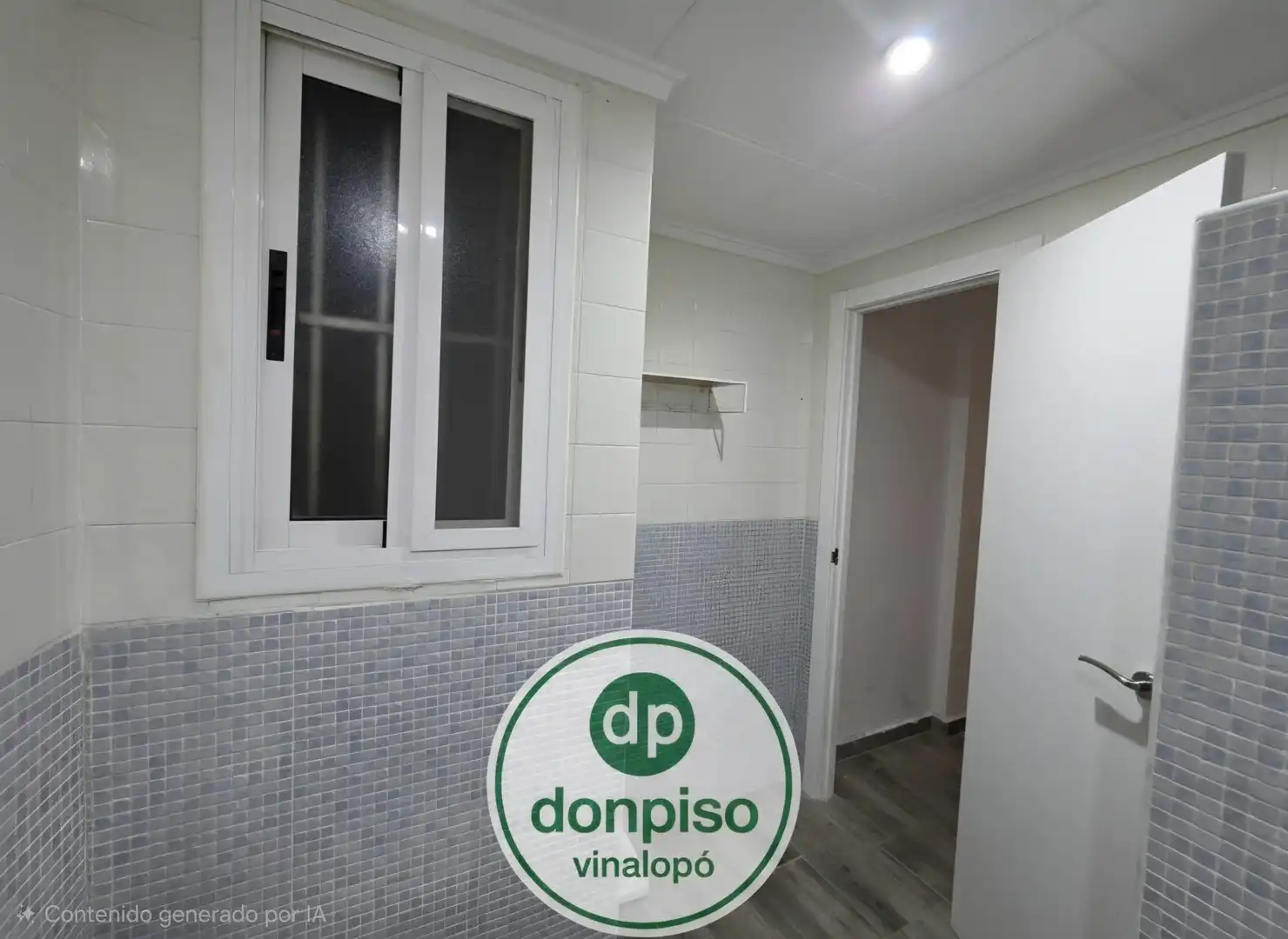 Bany de Apartament en venda en Elda amb Traster