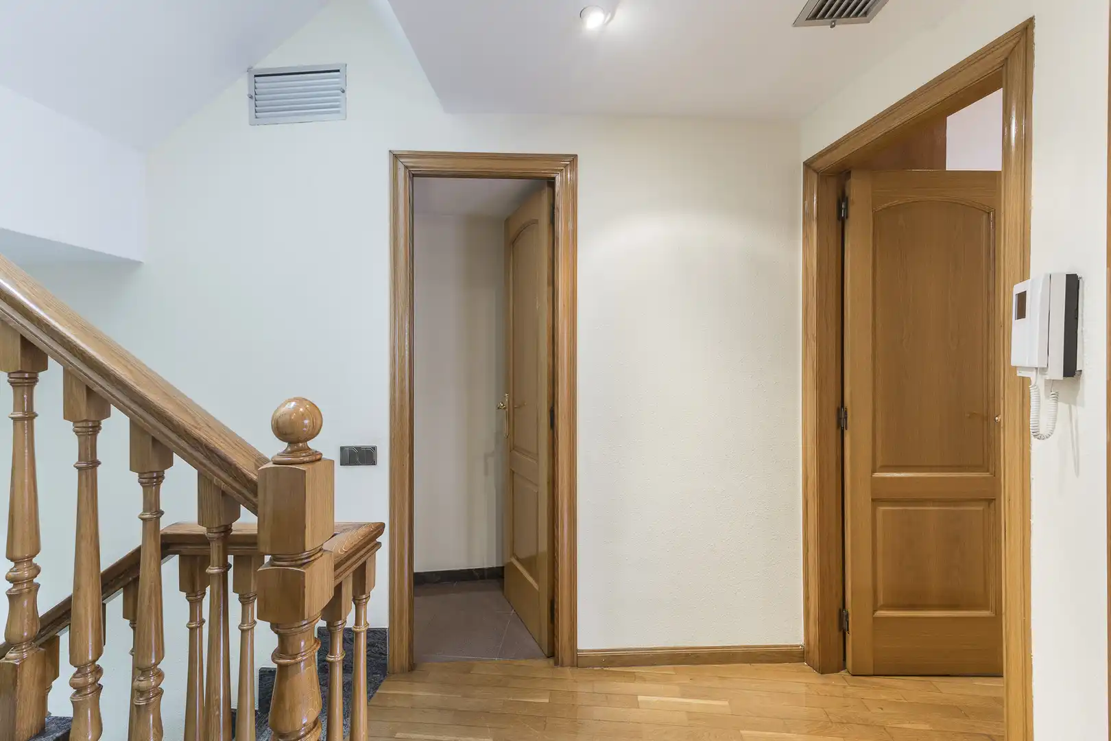 Casa adosada en venta en Barcelona con Calefacción