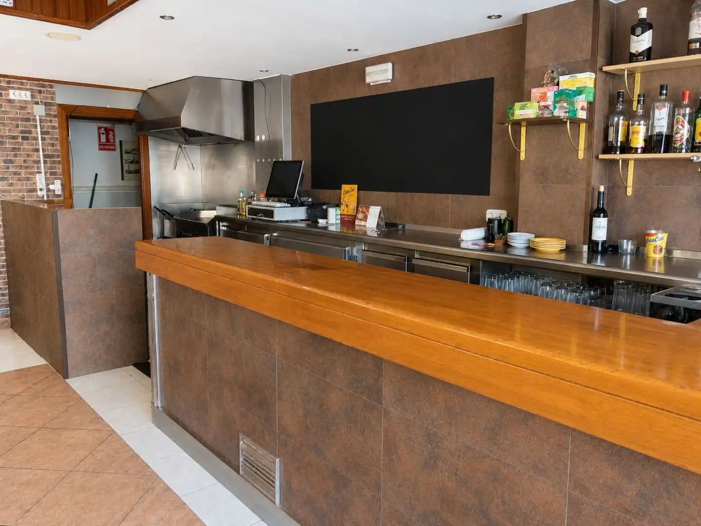 Commercial properties for rent in Terrassa  with Air Conditioner, Terrace and Furnished