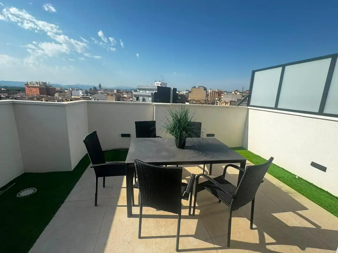 Terrasse von Dachboden zum Verkauf in Alberic mit Klimaanlage
