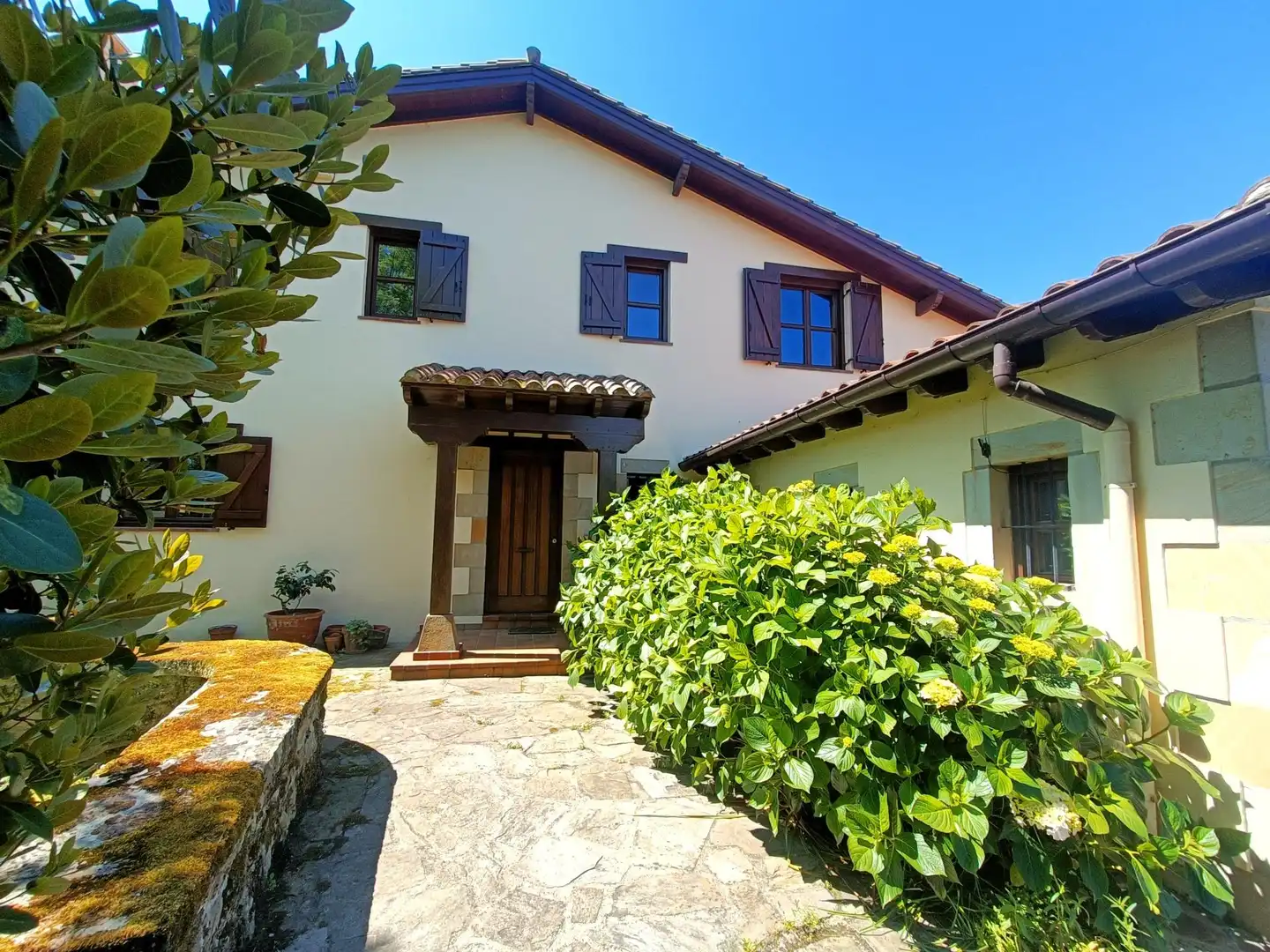 Vista exterior de Casa o chalet en venta en Camargo con Calefacción, Jardín privado y Terraza