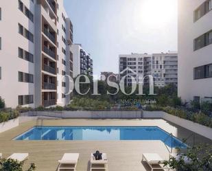 Swimming pool of Flat for sale in  Valencia Capital  with Air Conditioner, Terrace and Balcony