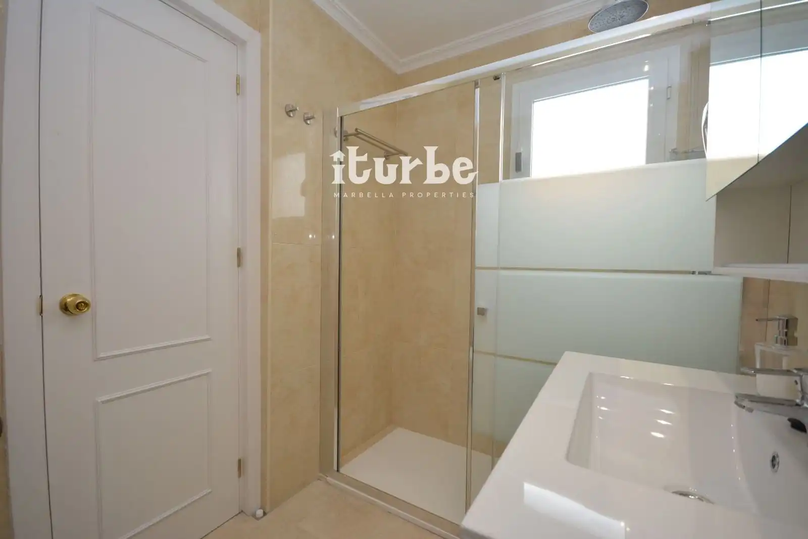 Flat for rent in Margarita - Edificio Géminis - Apartamento 322, La Carolina - Guadalpín