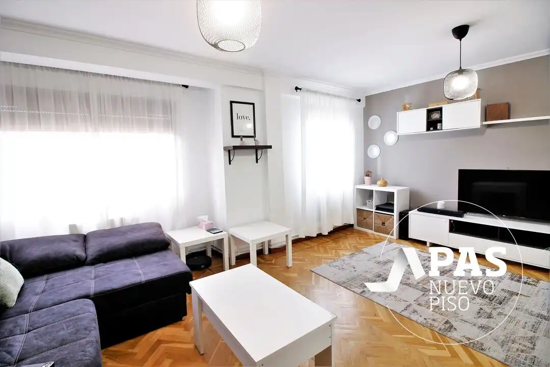 Living room of Flat for sale in Santander  with Heating
