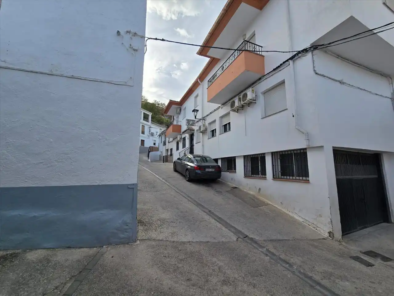 Außenansicht von Wohnung zum Verkauf in Colomera mit Terrasse