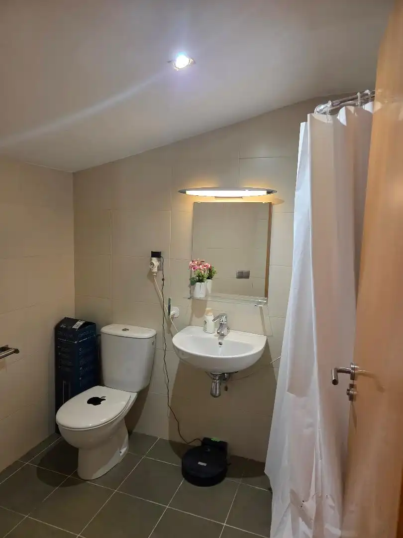 Badezimmer von Maisonette zum Verkauf in Sabadell mit Klimaanlage, Heizung und Parkett