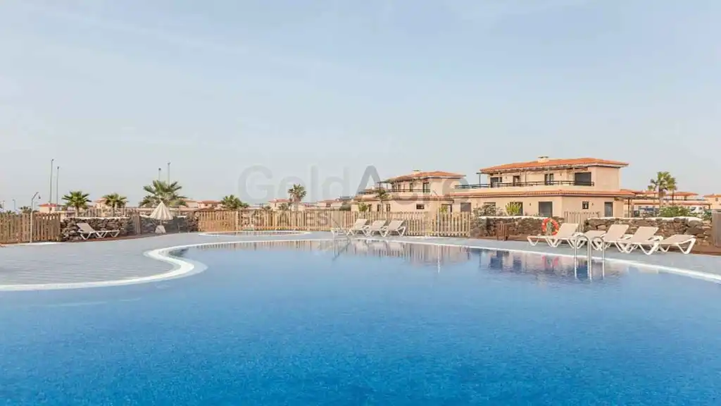 Piscina de Casa o chalet en venta en La Oliva
