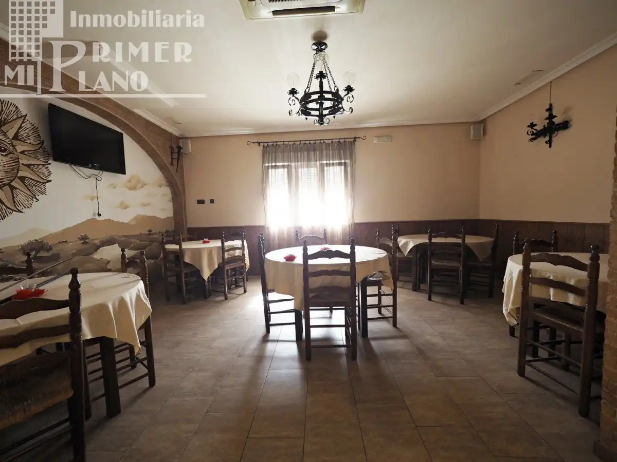 Edificio en venta en La Solana  