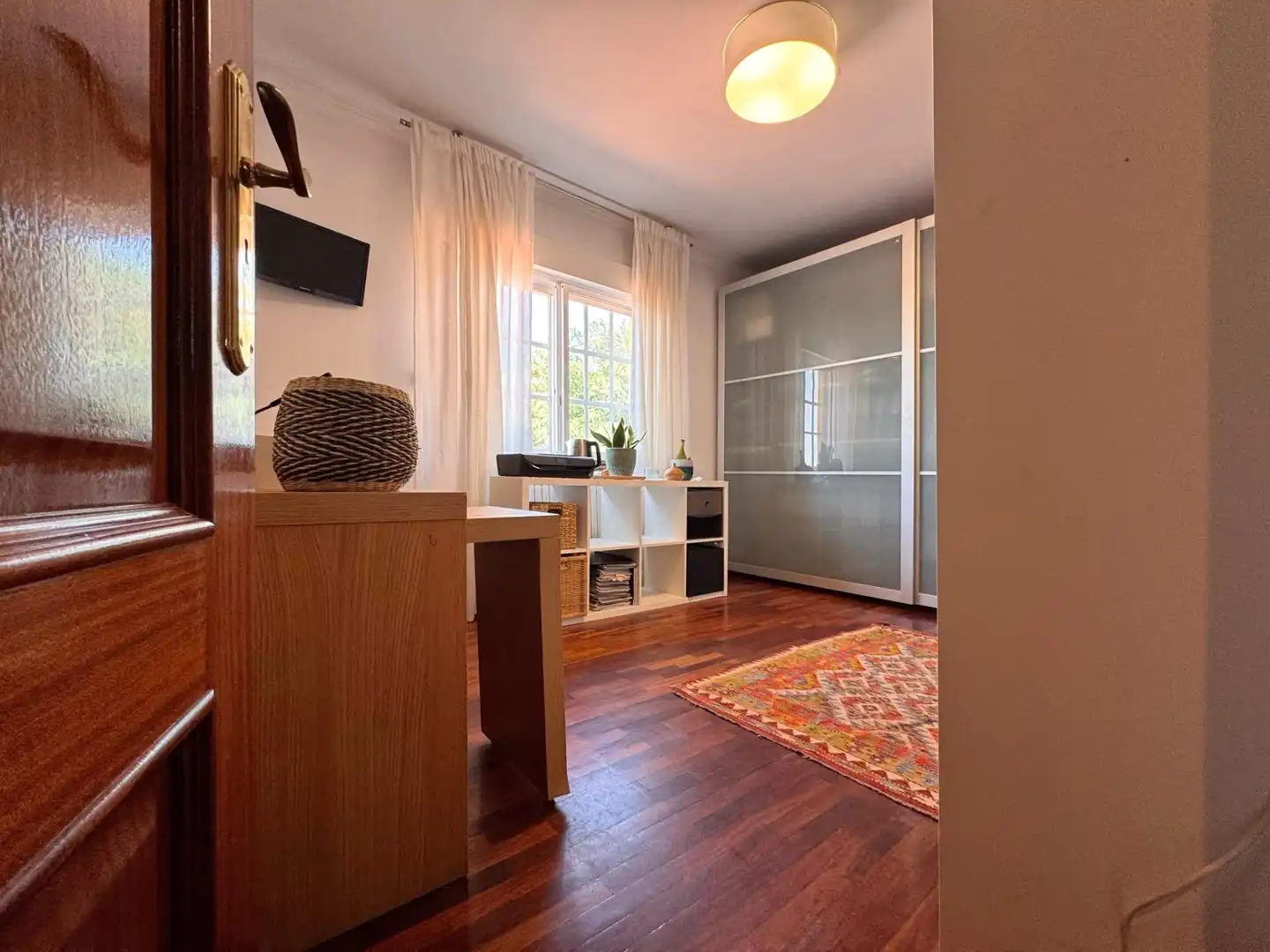 Dormitori de Casa o xalet en venda en Pontevedra Capital  amb Calefacció, Terrassa i Balcó