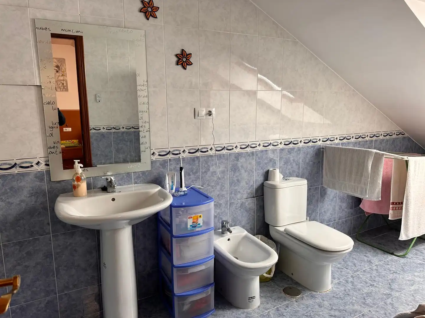 Baño de Dúplex en venta en Boqueixón con Calefacción y Trastero