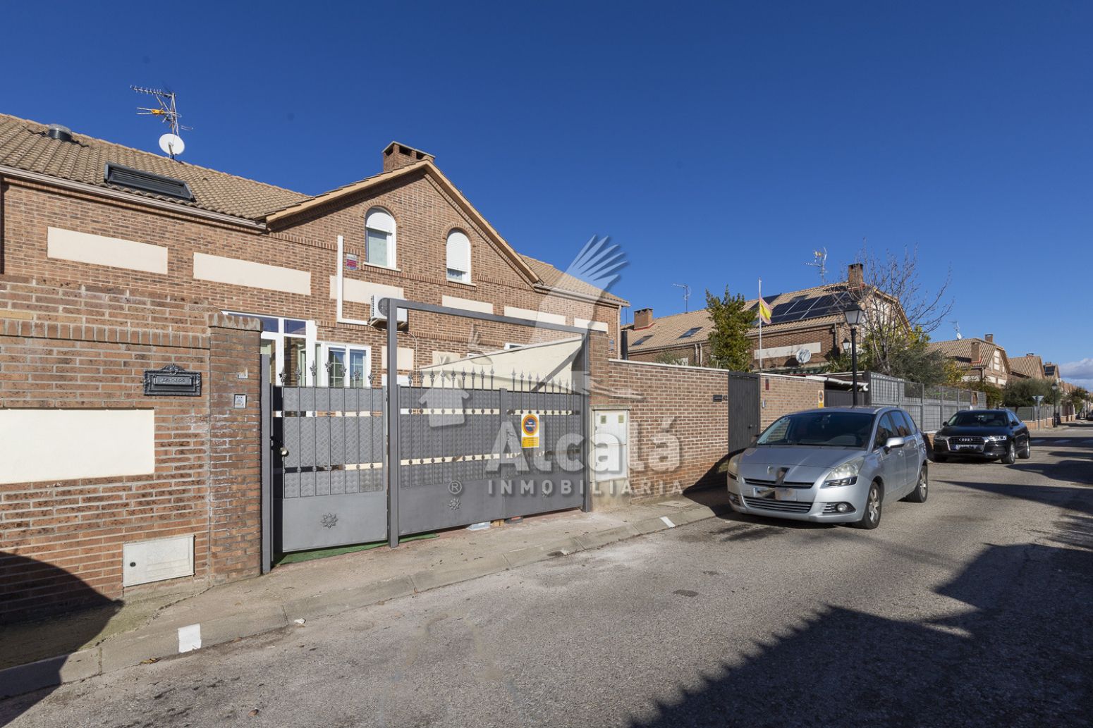 Exterior view of House or chalet for sale in Villanueva de la Torre  with Heating and Private garden