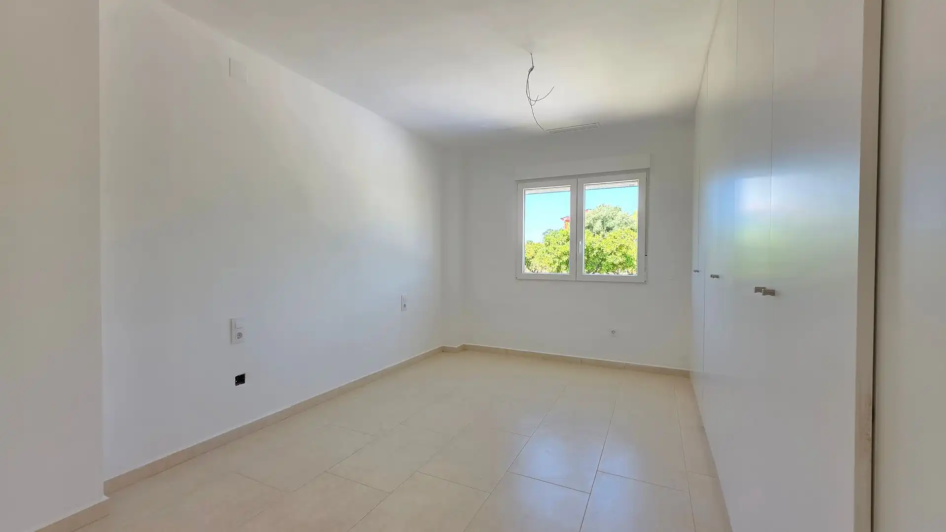 Habitación de Casa adosada en venta en Benicolet, Valencia