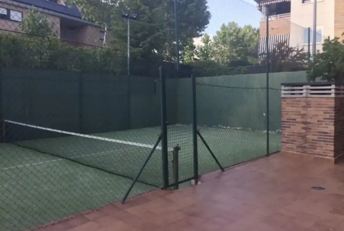 Garten von Wohnung zur Miete in Las Rozas de Madrid mit Klimaanlage, Parkett und Abstellraum
