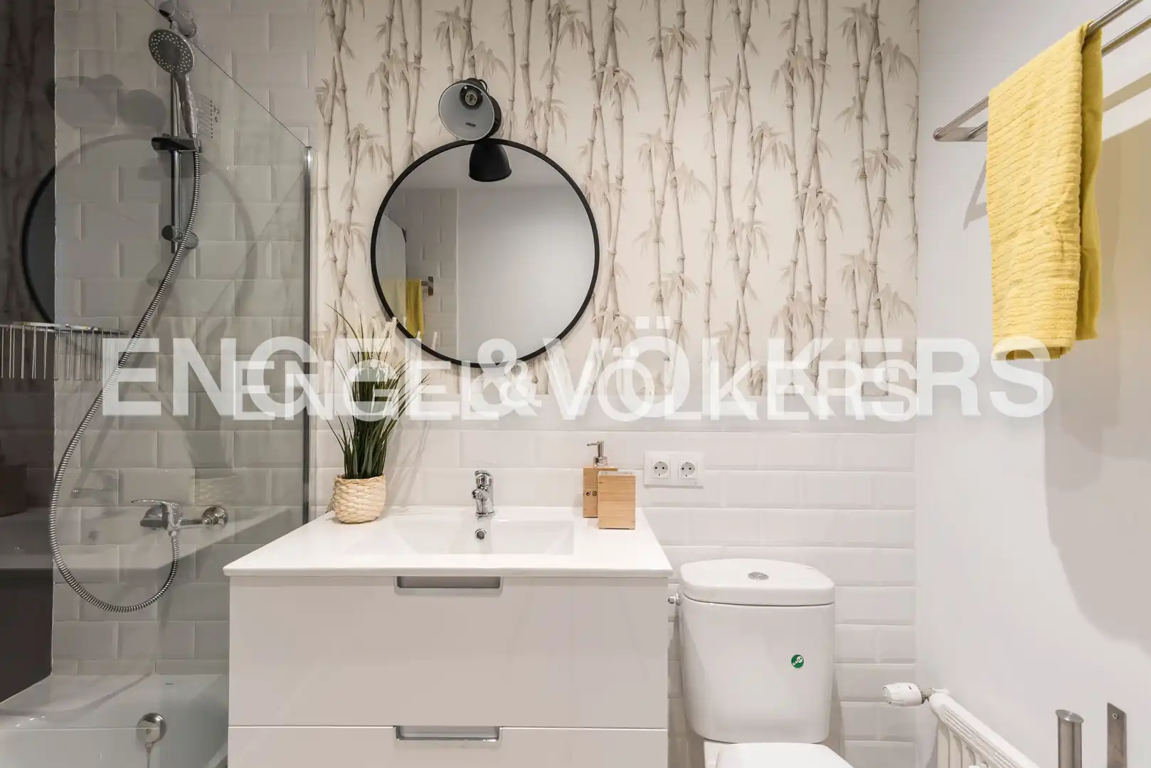 Baño de Piso de alquiler en Madrid con Aire acondicionado, Calefacción y Terraza